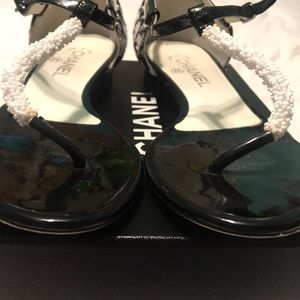Chanel shoes size 40 excellent condition sandal